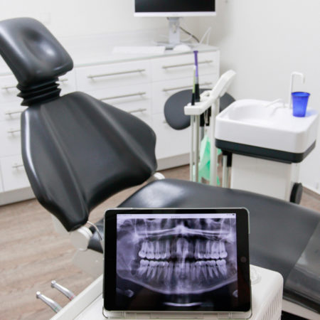 Zahnarzt Ippendorf - Behandlungsstuhl